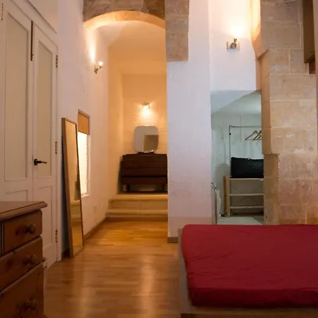 Spacious Unique Townhouse Apartamento